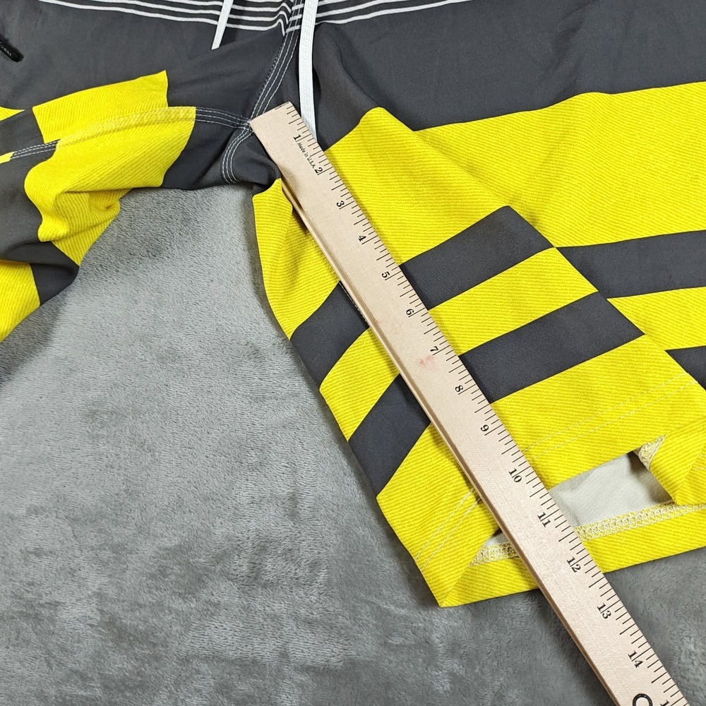 Vintage Oneill Board Shorts Men 36 Yellow Striped Swim Trunks Surf Skater Y2k - Picture 5 of 11